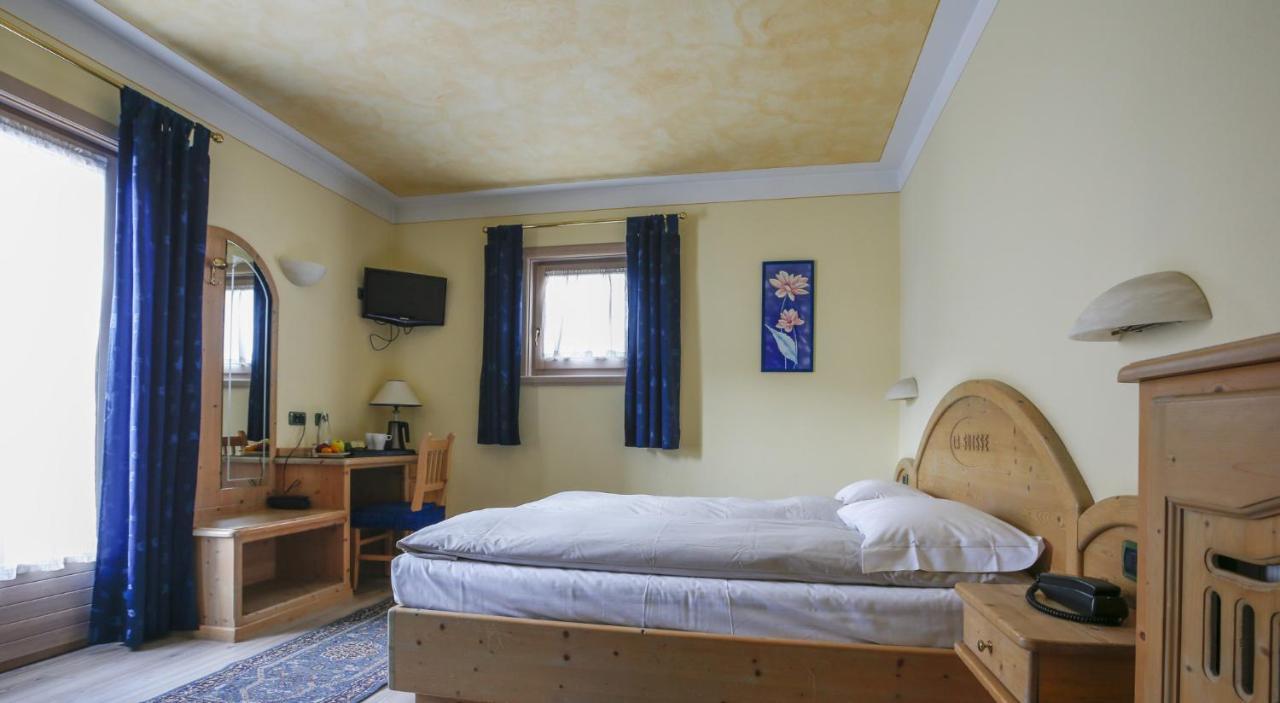 Hotel "La Suisse" Livigno Exterior foto