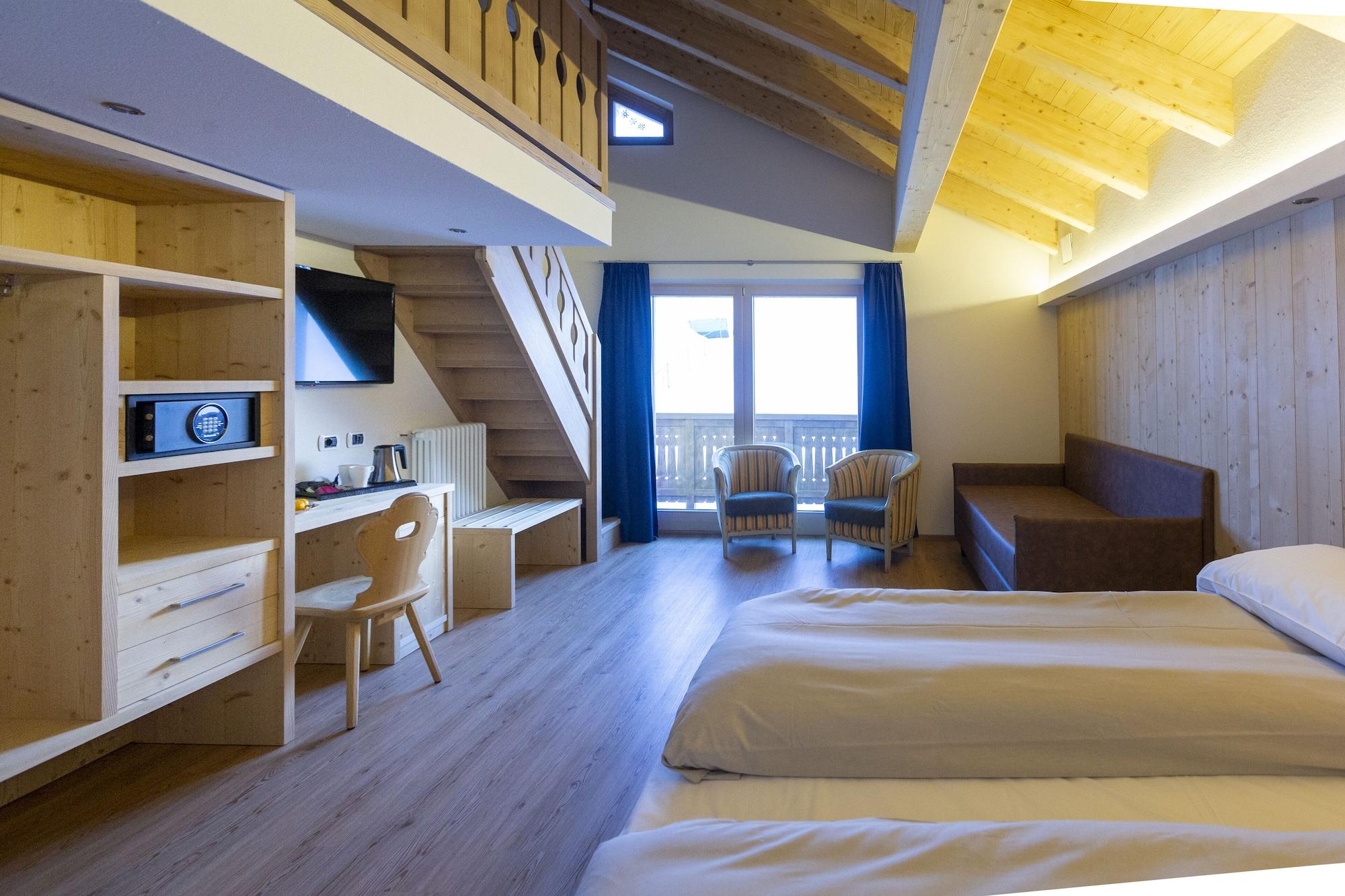 Hotel "La Suisse" Livigno Exterior foto